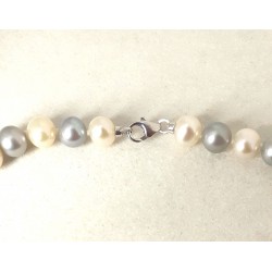 Collana Donna MIKIKO MC1444O4FCBG055 In Perle Bianche E Grigie Con Chiusura Oro Bianco