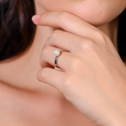 Anello Donna Luca Barra ANK524 In Acciaio Con Perla Bianca