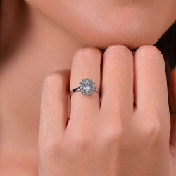 Anello Donna Luca Barra ANK542 In Acciaio Con Zircone Ovale E Strass