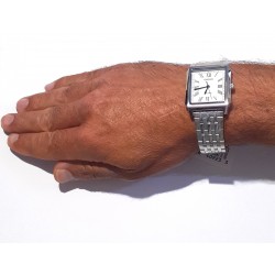 Orologio Uomo Casio MTP-B190D-7BVEF In Acciaio Con Quadrante Rettangolare