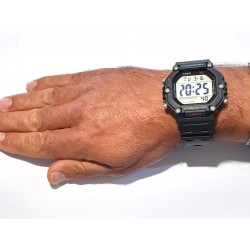 Orologio Uomo Digitale Casio AE-1600H-1AVEF Con Cassa E Cinturino Neri