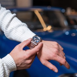 Orologio Uomo Casio Edifice EFB-730D-2AVUEF Cronografo Con Quadrante Blu