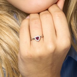 Anello Donna Luca Barra ANK647 In Acciaio Con Zircone Rosso A Cuore