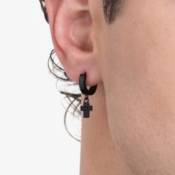 Mono Orecchino Uomo Luca Barra OK1522 In Acciaio IP Nero Con Croce E Zirconi Neri